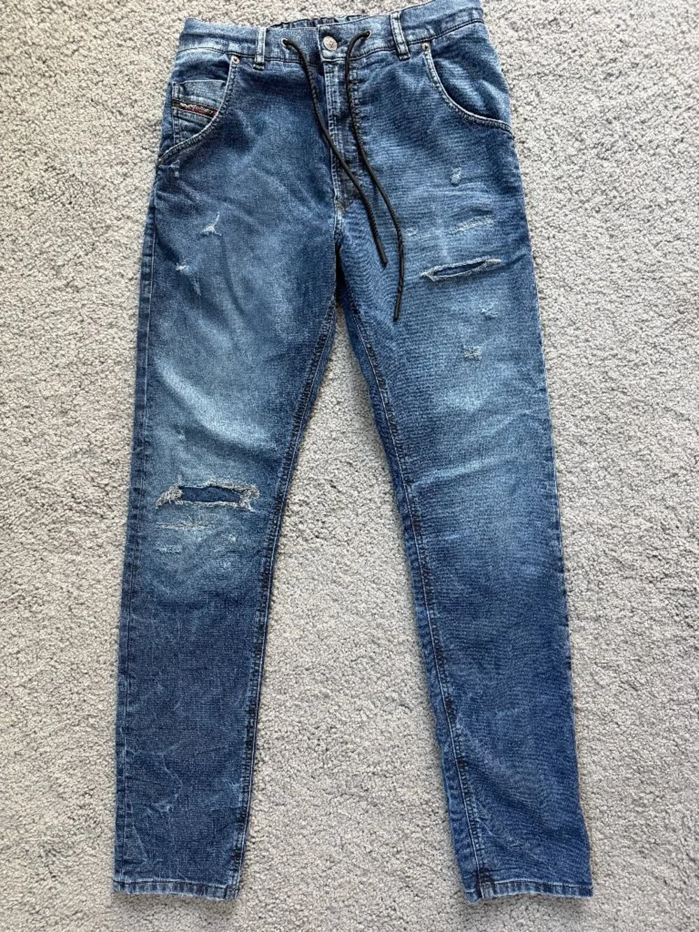 Diesel Krooley-NE JoggJeans Distressed Sweat Jeans W30 Medium Blue 0670U